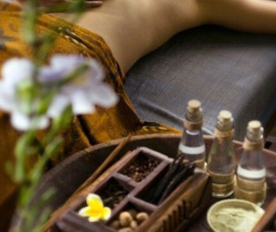Golden Bali Massage with Balinese Traditional Massage